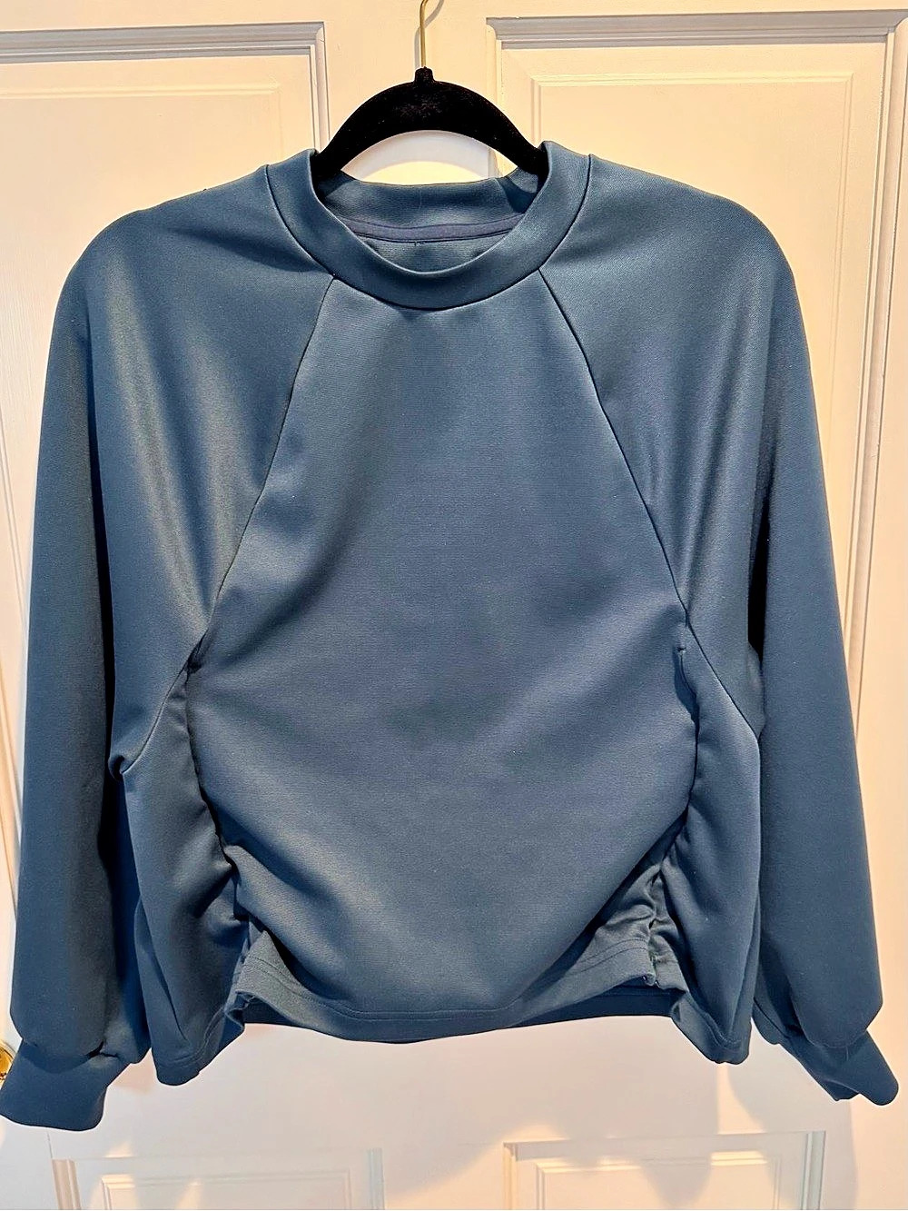 The North Face Women's Ruched Flashdry Pullover size S